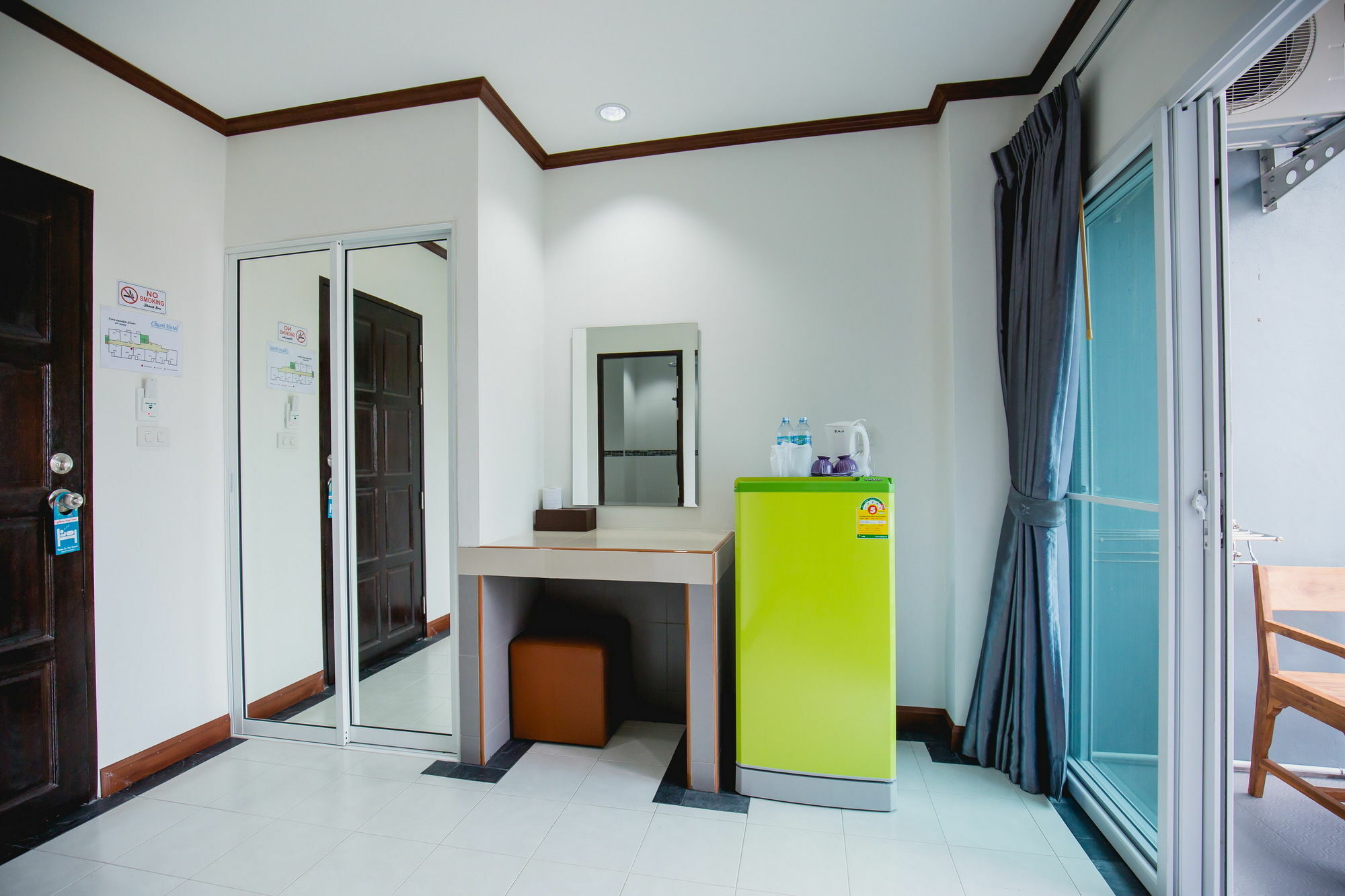 Chusri Hotel Patong Exterior foto